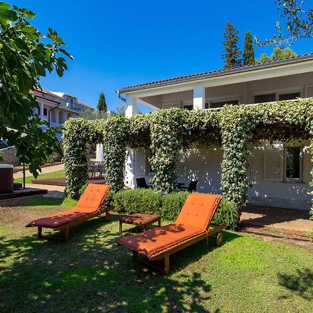Nice Home In Krk With Kitchen Krk Town Exterior foto